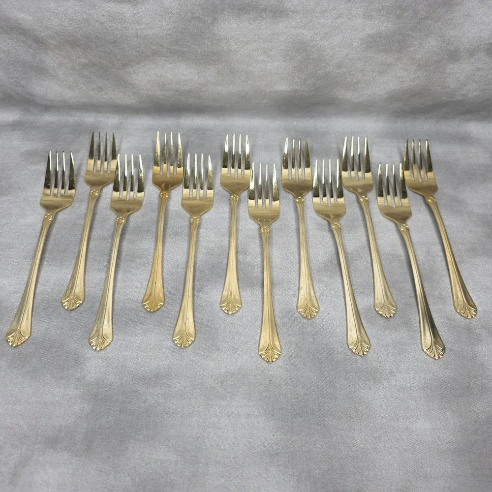 (X12) International Silver INS398 Gold Electroplate 6 5/8